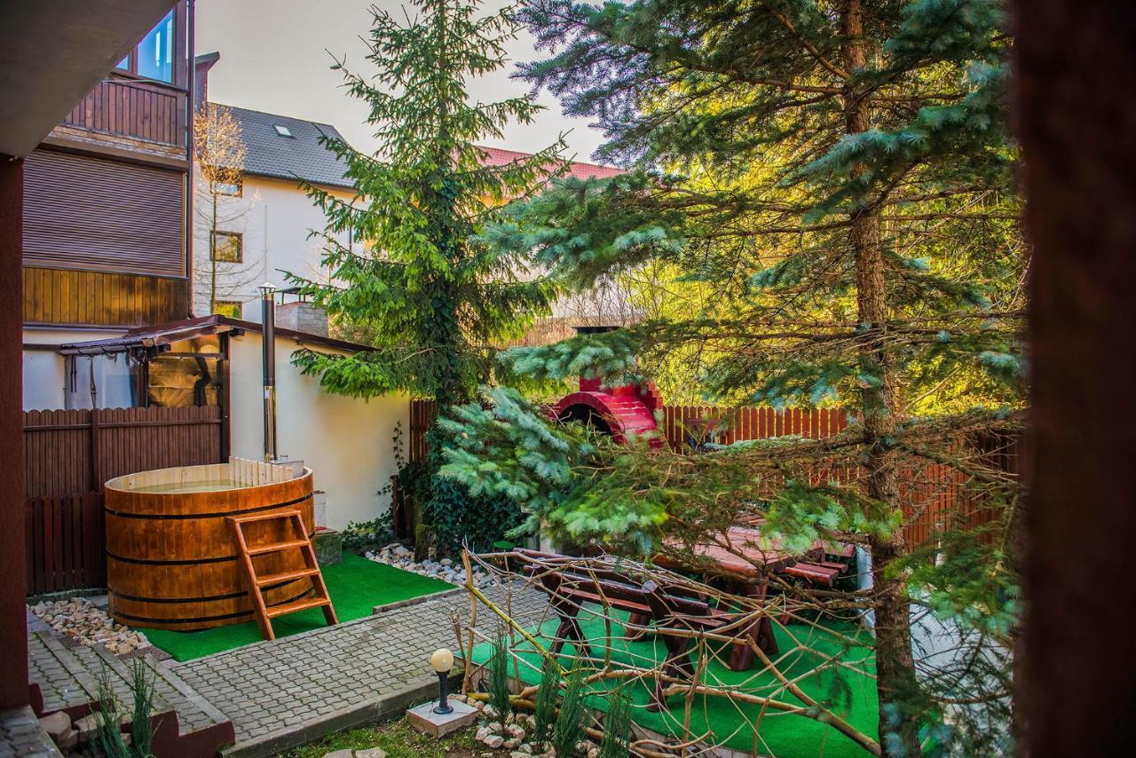 Hotel Casa Maia Buşteni Zewnętrze zdjęcie