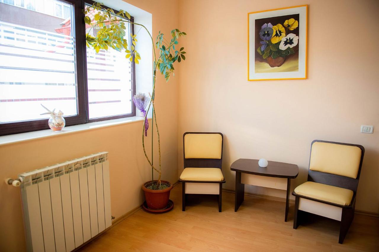 Hotel Casa Maia Buşteni Zewnętrze zdjęcie