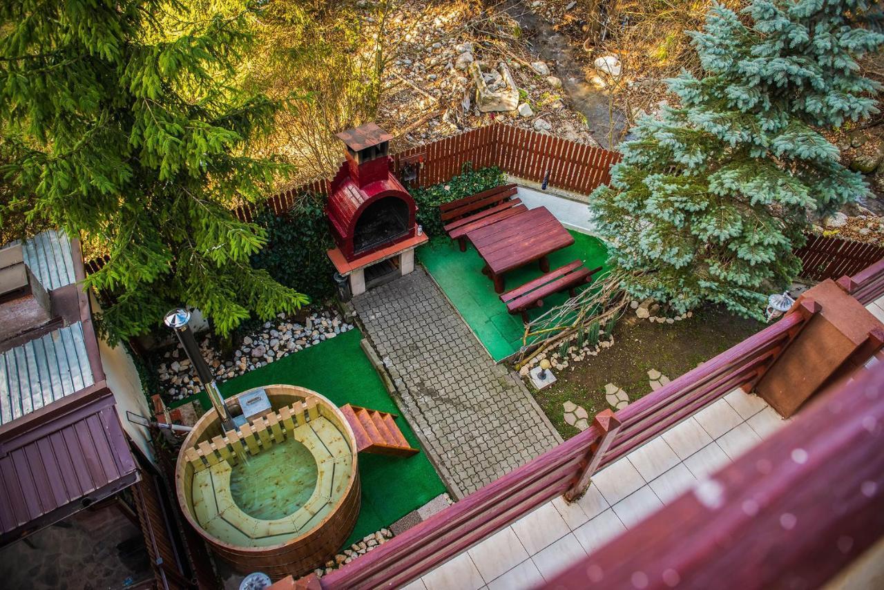 Hotel Casa Maia Buşteni Zewnętrze zdjęcie